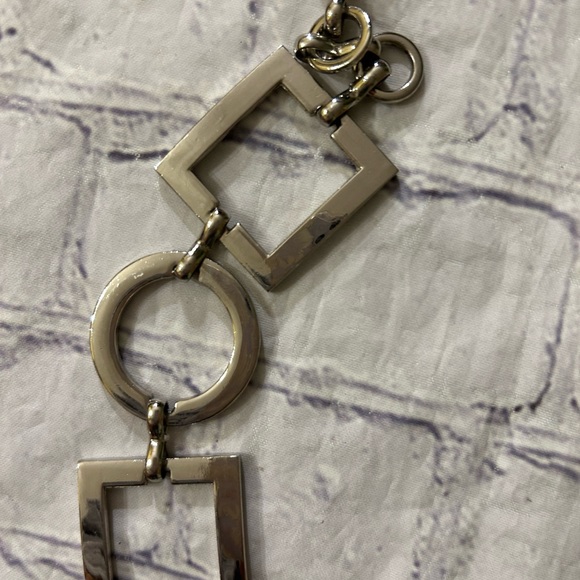 SILVER TONE SQUARES AND CIRCLES CHAIN LINKS WAIST BELT MEDUIN WEIGHT - Picture 3 of 5